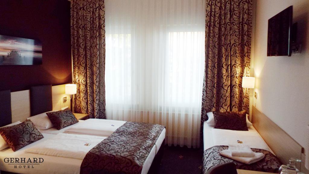 Hotel Gerhard Nuremberg Room photo